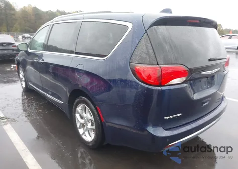 2017 Chrysler Pacifica Limited z USA, uszkodzony, nr VIN 2C4RC1GG7HR513481